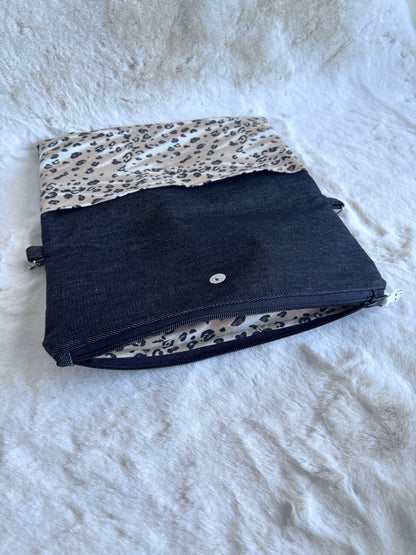 Foldover pochette