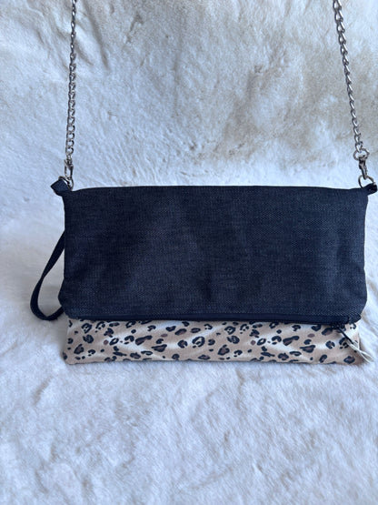 Foldover pochette