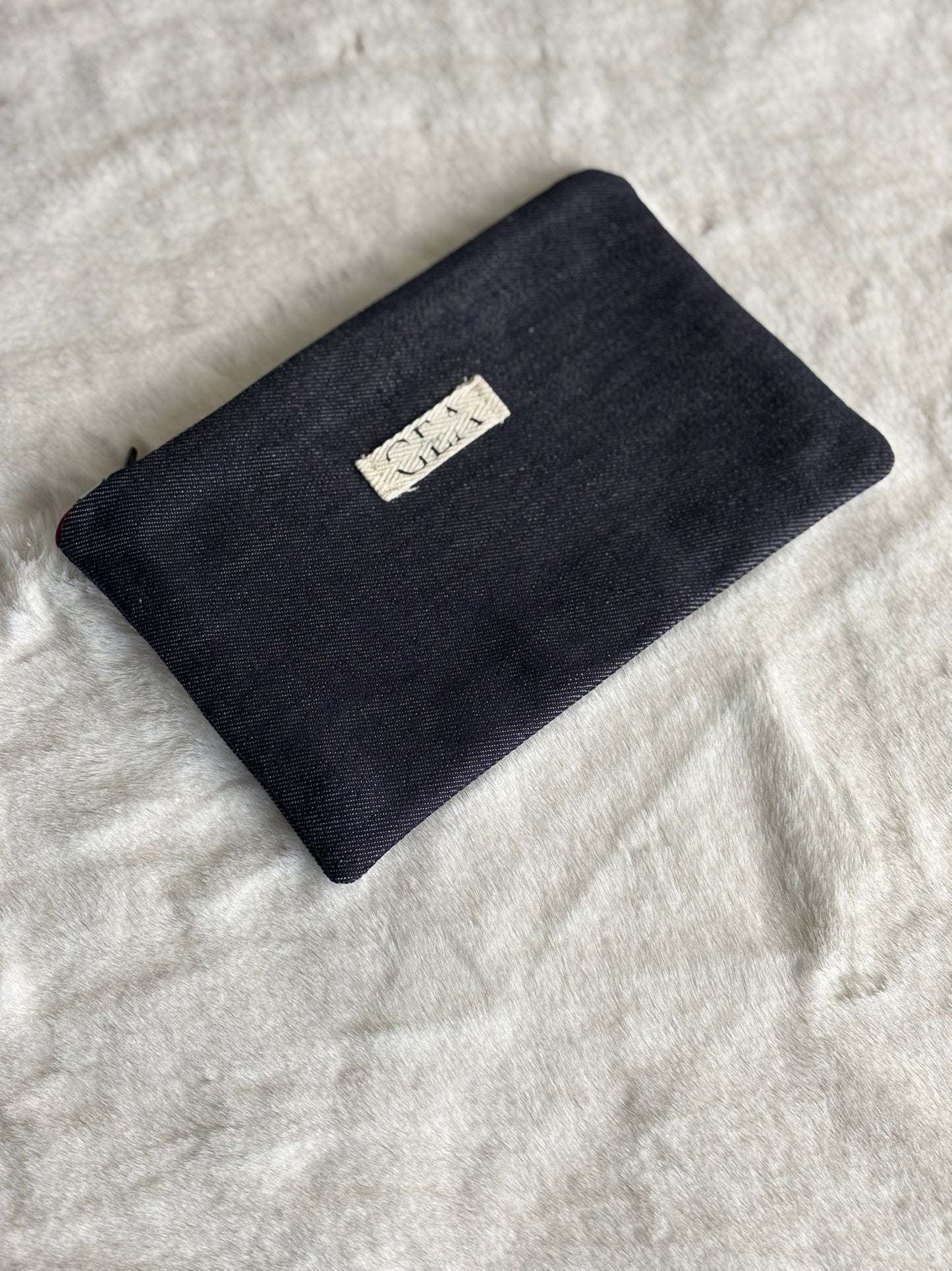 Lyra - Pochette in denim scuro e cotone floreale deadstock | Gea Design