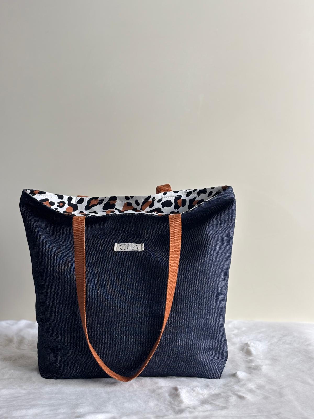 Vora - Tote bag in denim scuro e cotone leopardato deadstock | Gea Design