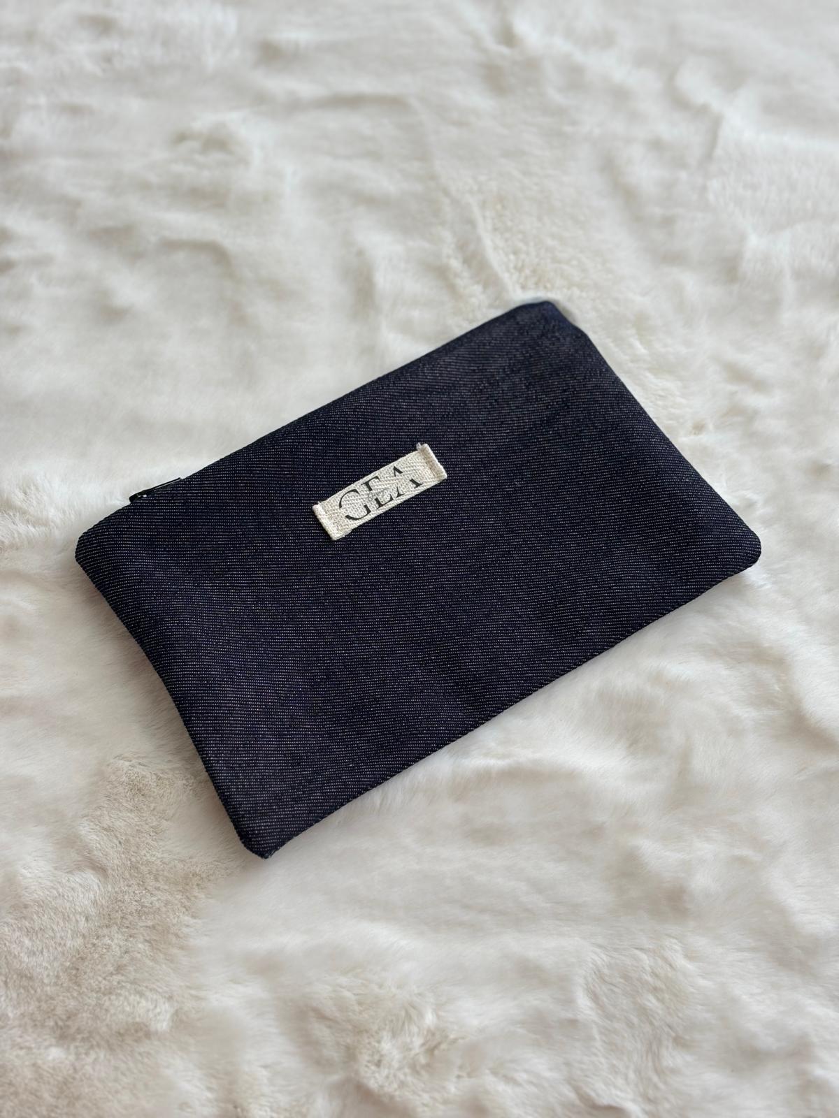 Lyra - Set tote bag e pochette in denim scuro e cotone floreale deadstock | Gea Design