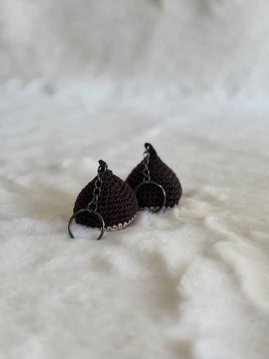 Portachiavi amigurumi a forma di castagna | Gea Design